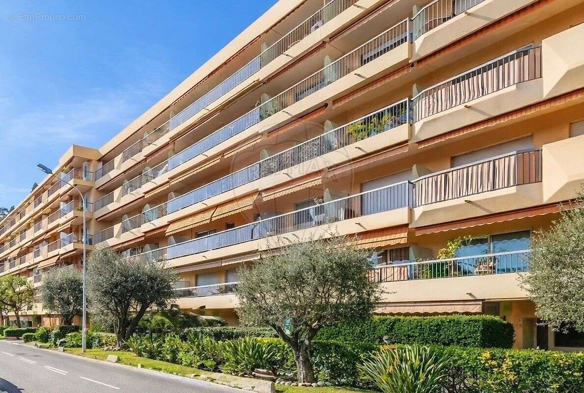 Appartement à BEAULIEU-SUR-MER