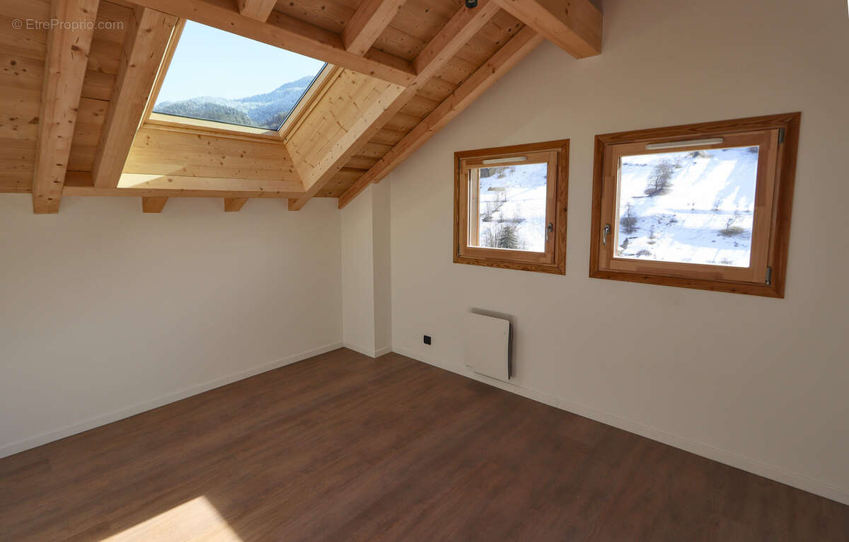 Appartement à LES VILLARDS-SUR-THONES