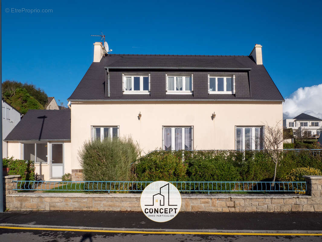 Maison à SAINT-NIC