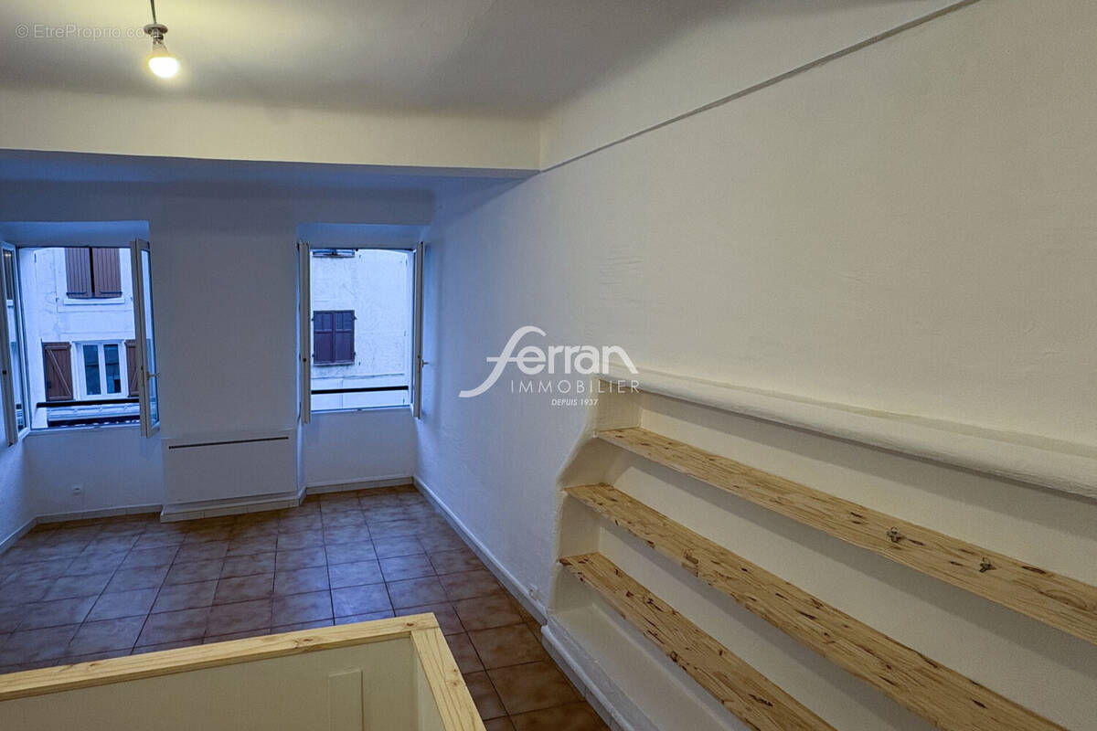 Appartement à TRANS-EN-PROVENCE