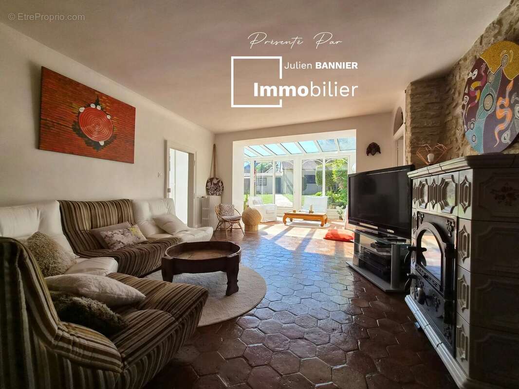 Maison à MAULE