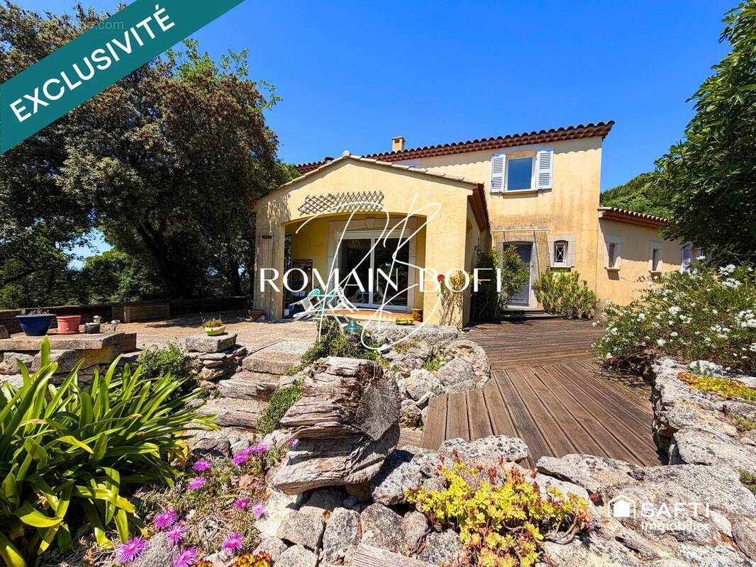 Photo 1 - Maison à SAINTE-ANASTASIE