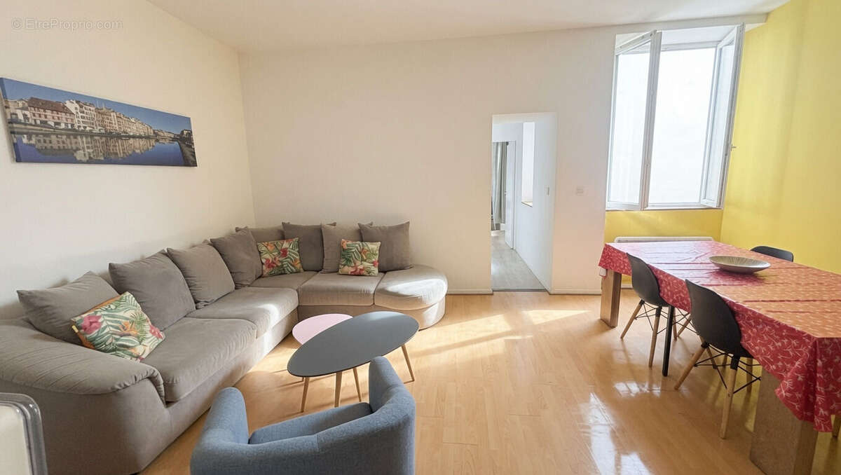 Photo 2 - Appartement à BAYONNE