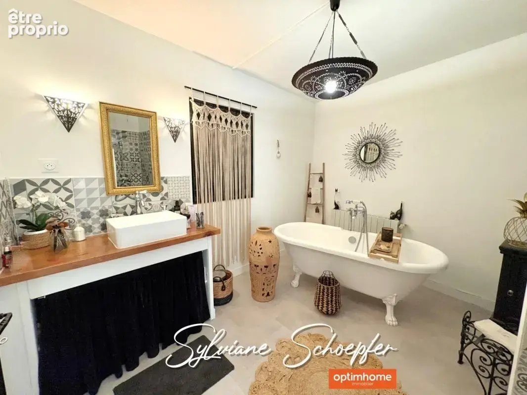 Maison de ville pleine de charme avec grand extérieur et garage, à 3 km de Grignan - photo 14