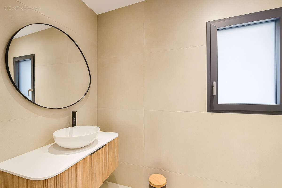 Maison à SAINT-SORLIN-EN-VALLOIRE