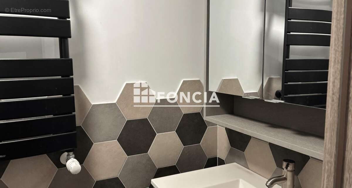 Appartement à PARIS-12E