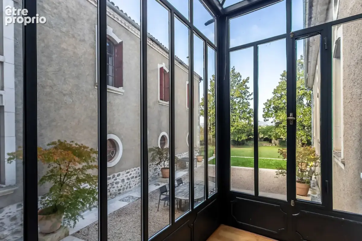 Château - Une situation magnifique et des intérieurs époustouflants - photo 6