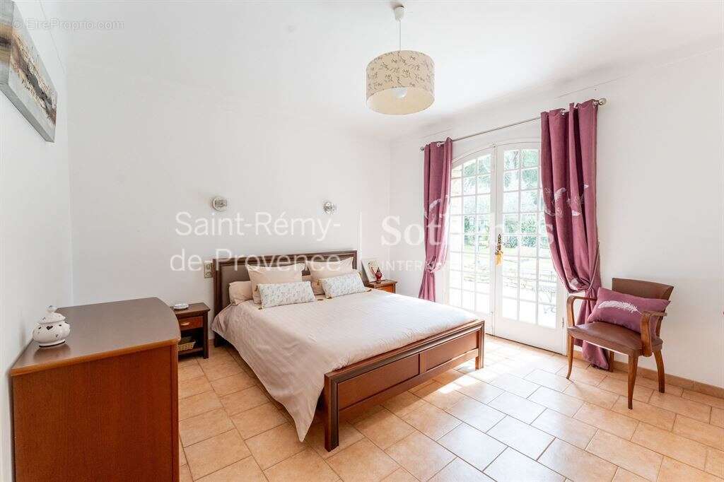 Maison à PLAN-D&#039;ORGON