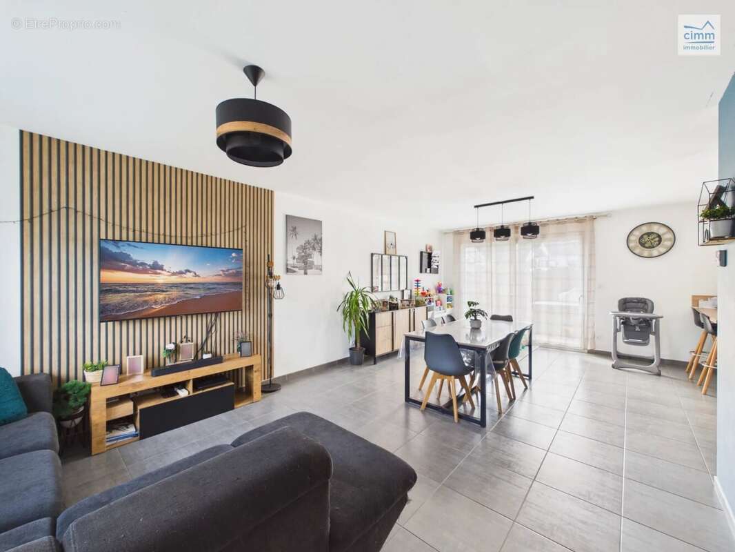 Maison de 105 m² sur un terrain de 445 m² - photo 3