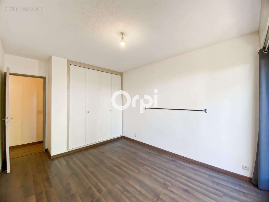 Appartement à MARSEILLE-9E