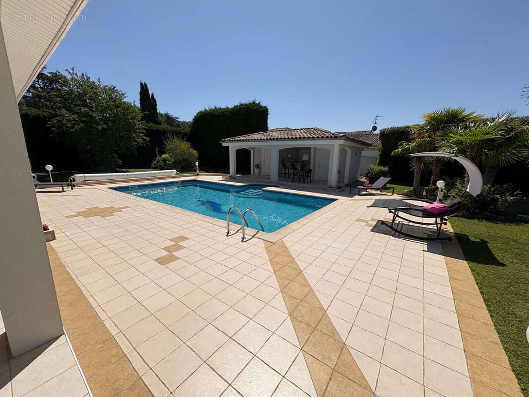 Maison à PECHBONNIEU