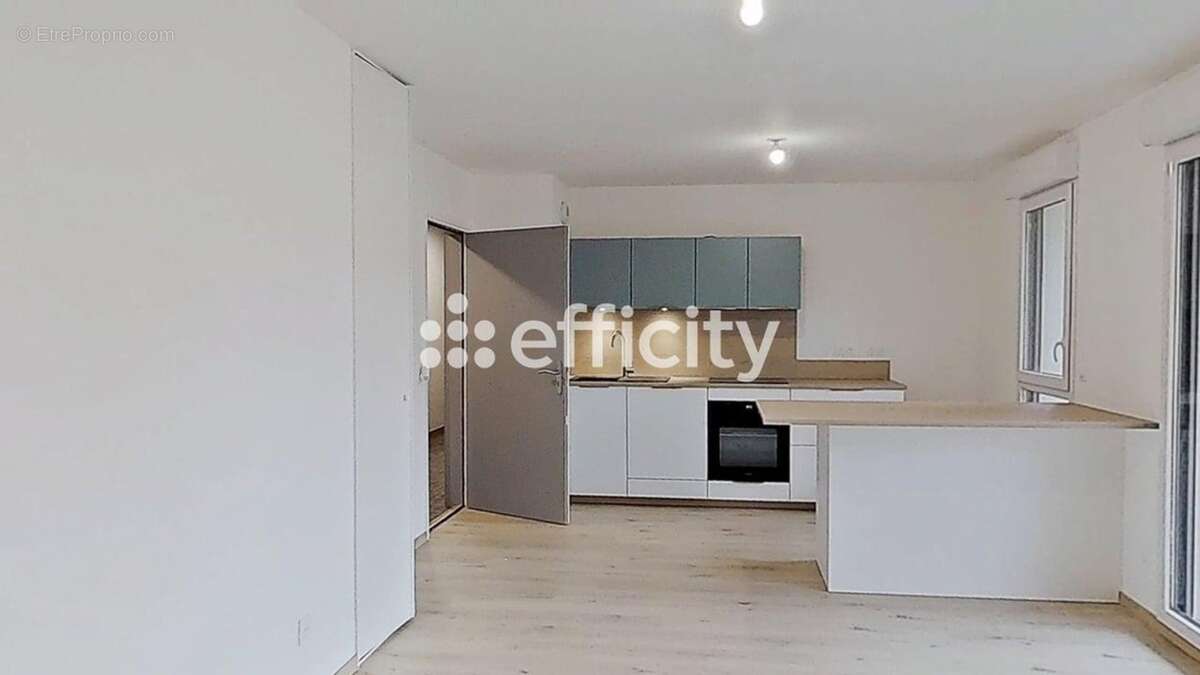 Appartement à LA ROCHE-SUR-FORON