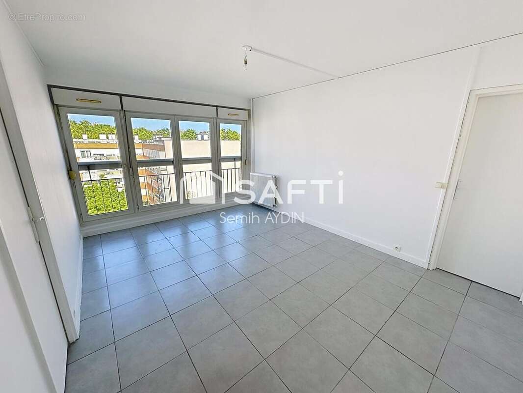 Photo 2 - Appartement à REIMS