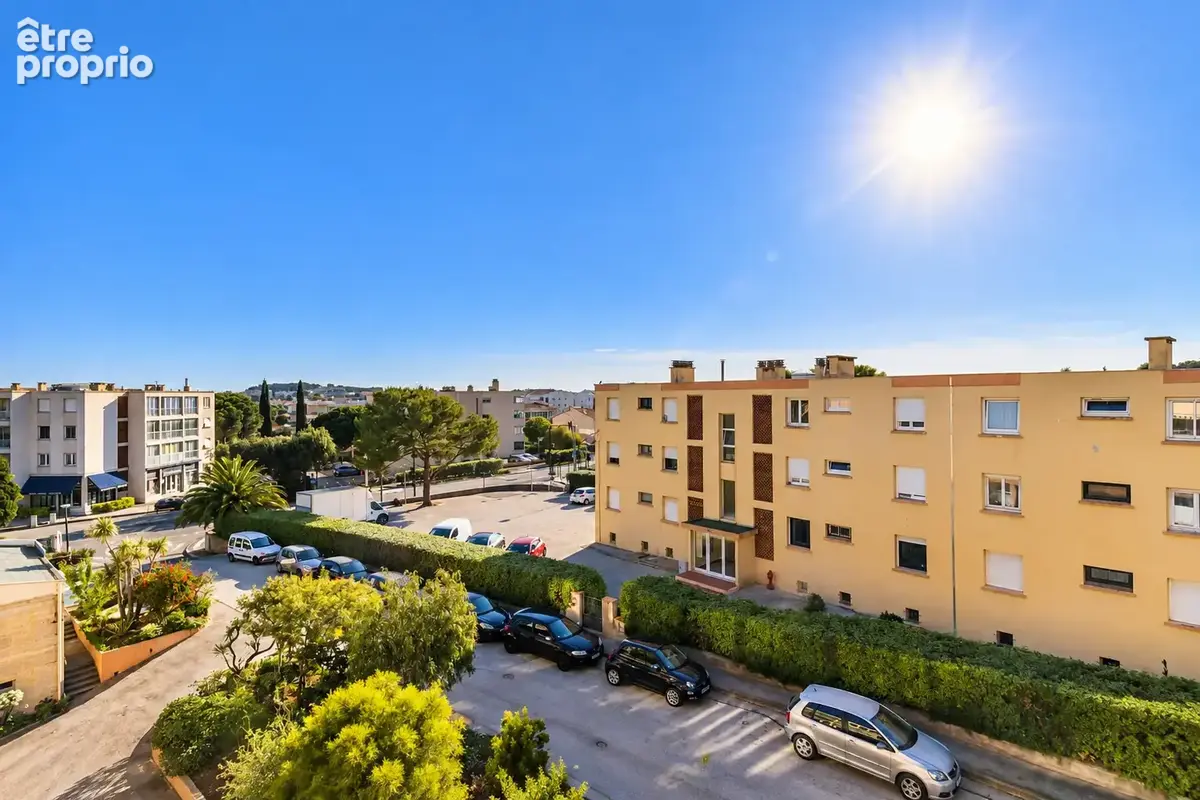 Appartement à SIX-FOURS-LES-PLAGES
