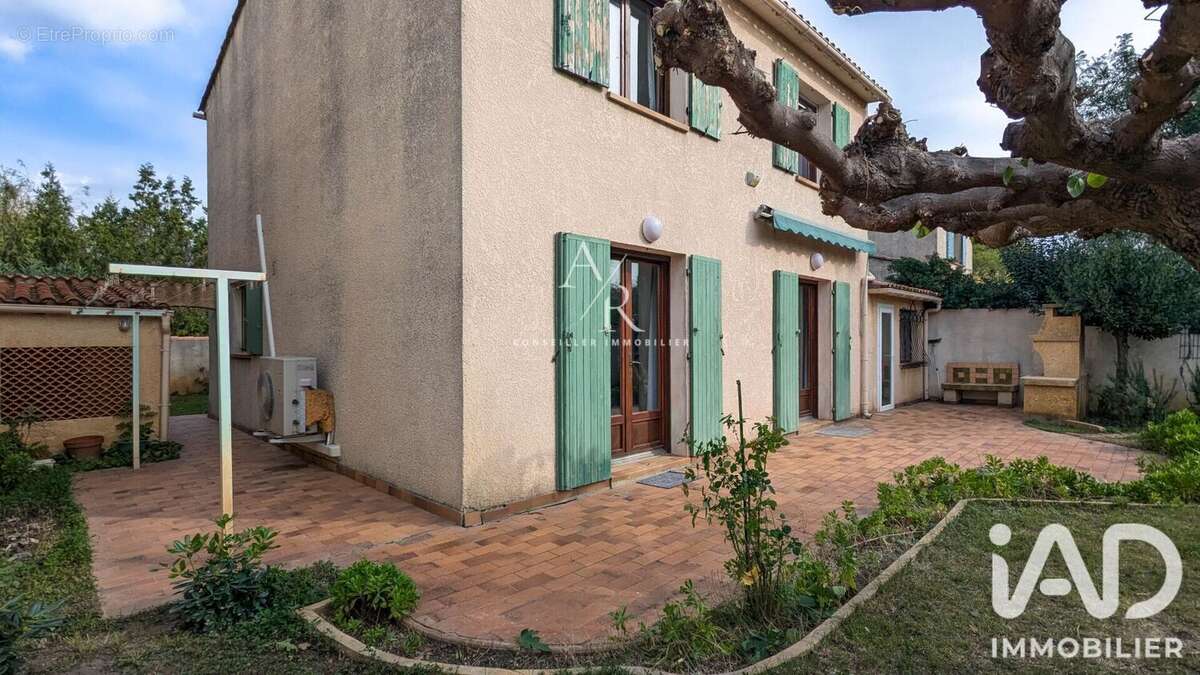 Photo 3 - Maison à ARLES