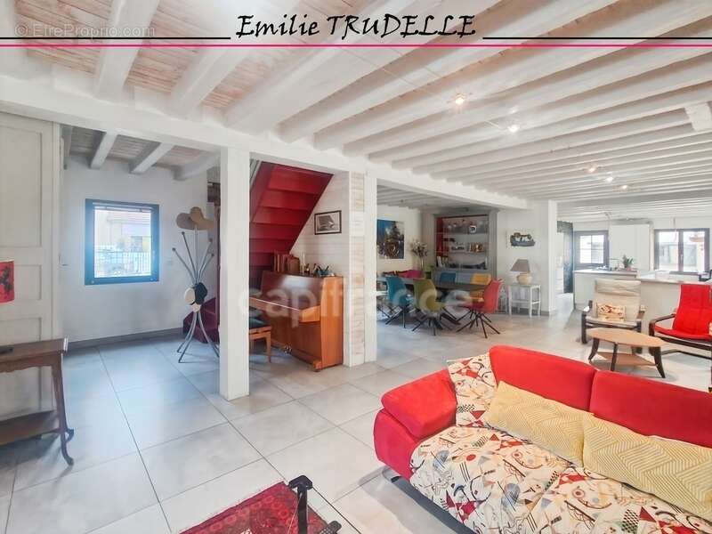 Maison à LA CHARTRE-SUR-LE-LOIR