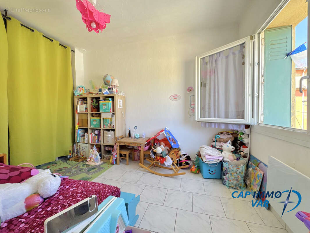 Appartement à LE BEAUSSET