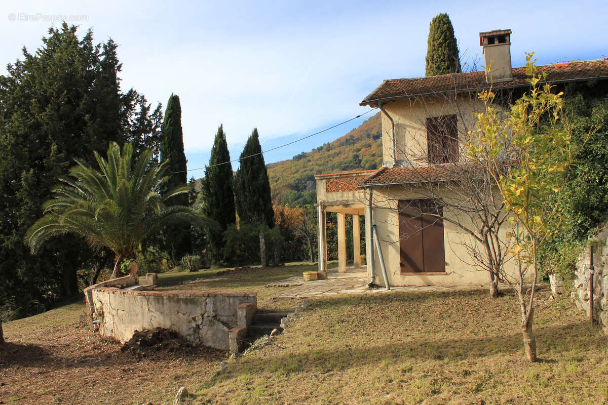 Vence - terrain à bâtir - 2034m2 - photo 8