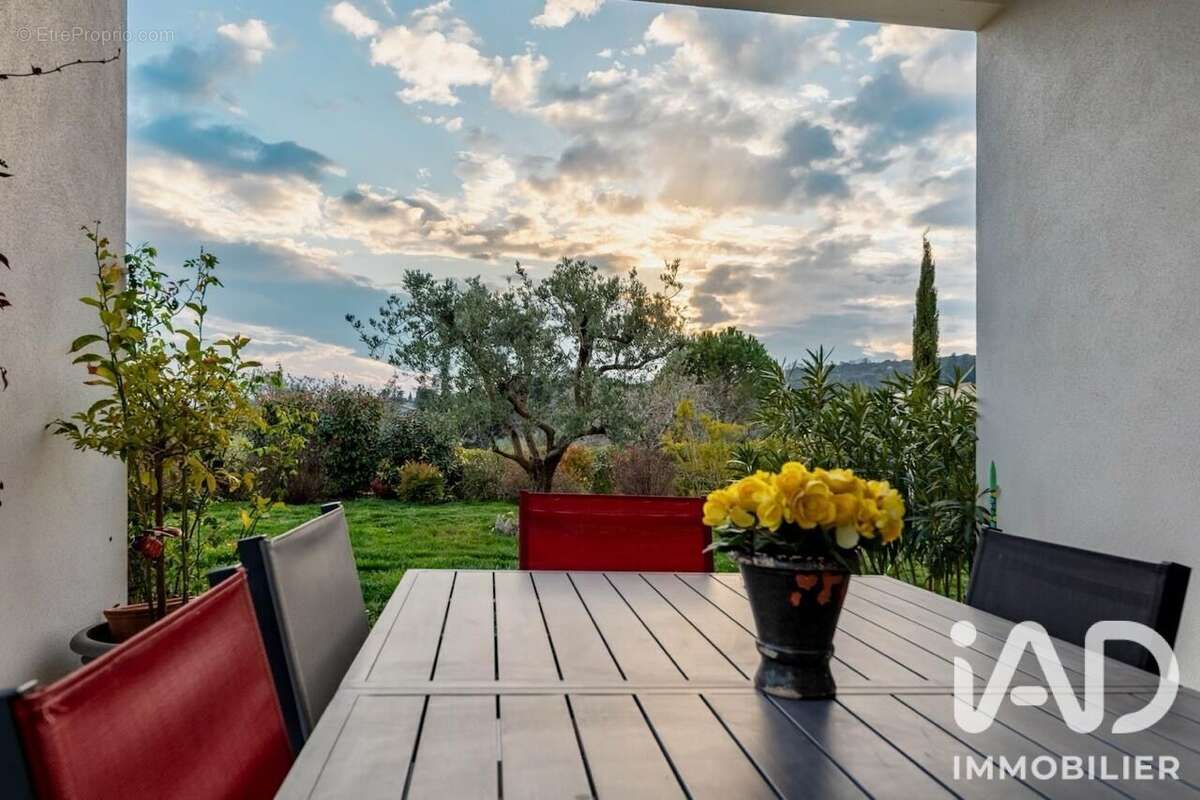 Maison 175 m² à Forcalquier  - photo 5