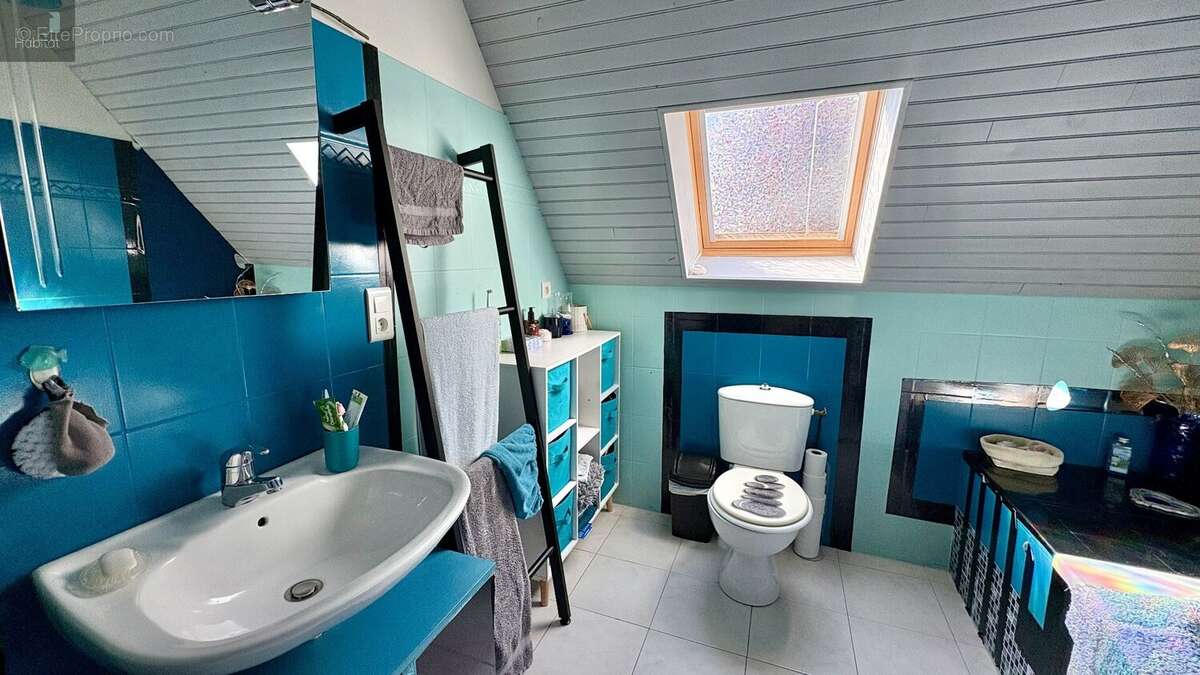 Maison à SOULAGES-BONNEVAL