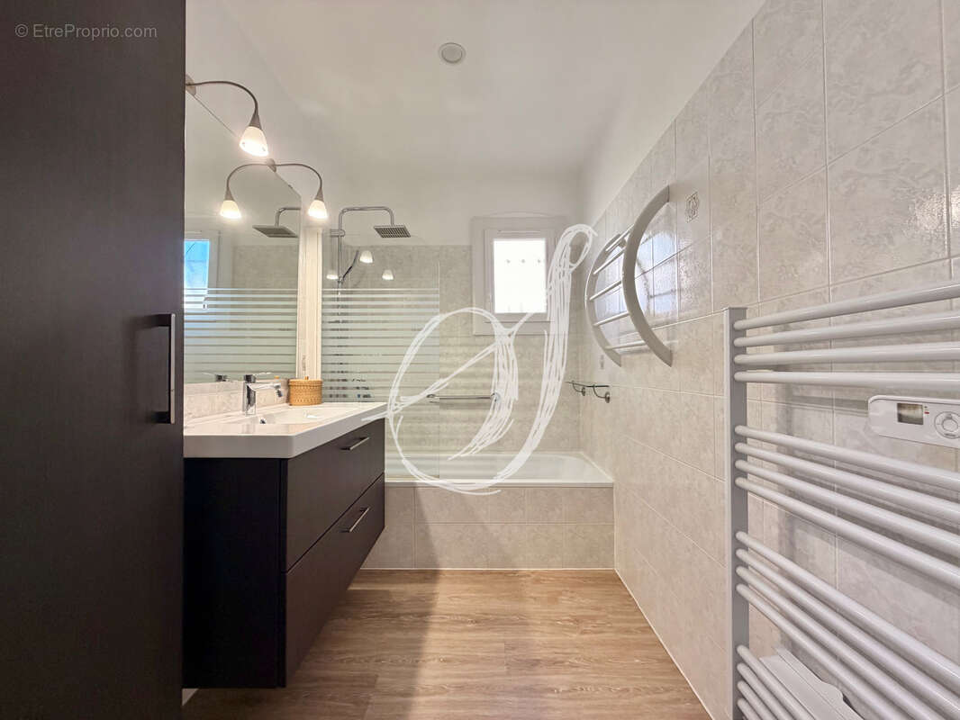 Maison à SAINT-GEORGES-D'ORQUES