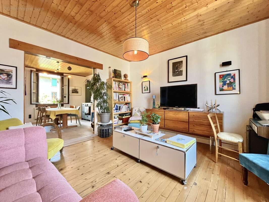 Appartement à MEYTHET