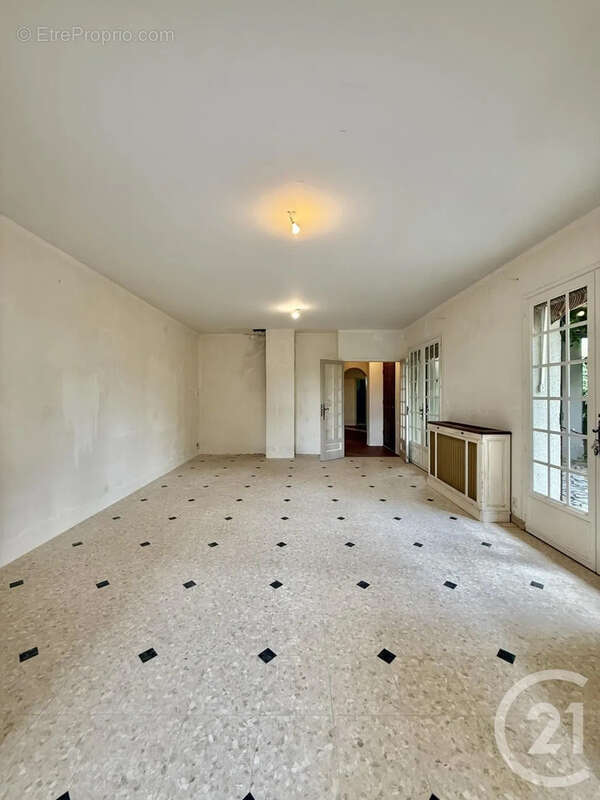 Maison à AVERMES