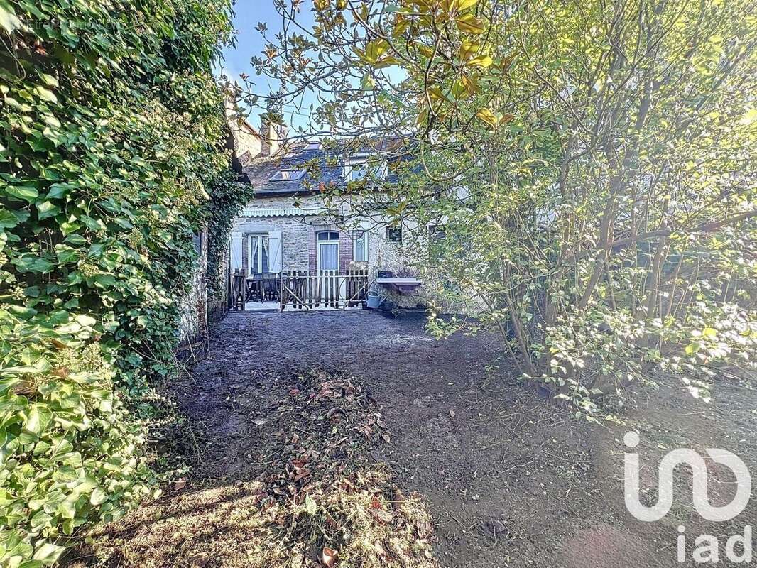 Maison 97 m² à Le Lonzac  - photo 2