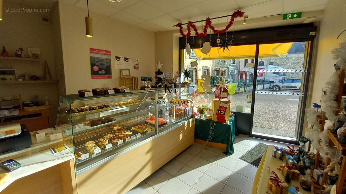 Autre à SAINTE-SCOLASSE-SUR-SARTHE