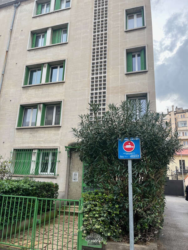 Appartement à MARSEILLE-8E