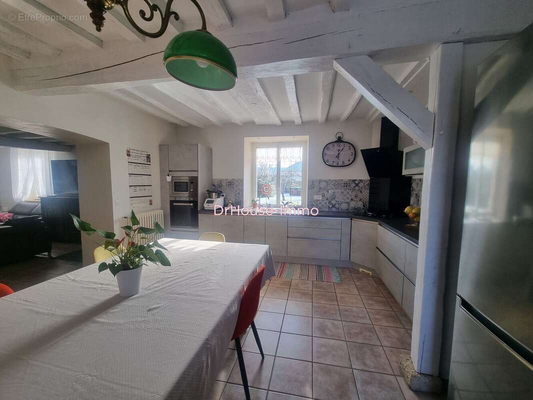 Maison à CORQUILLEROY