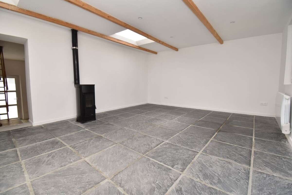 Maison 56 m² à Walincourt-Selvigny  - photo 2