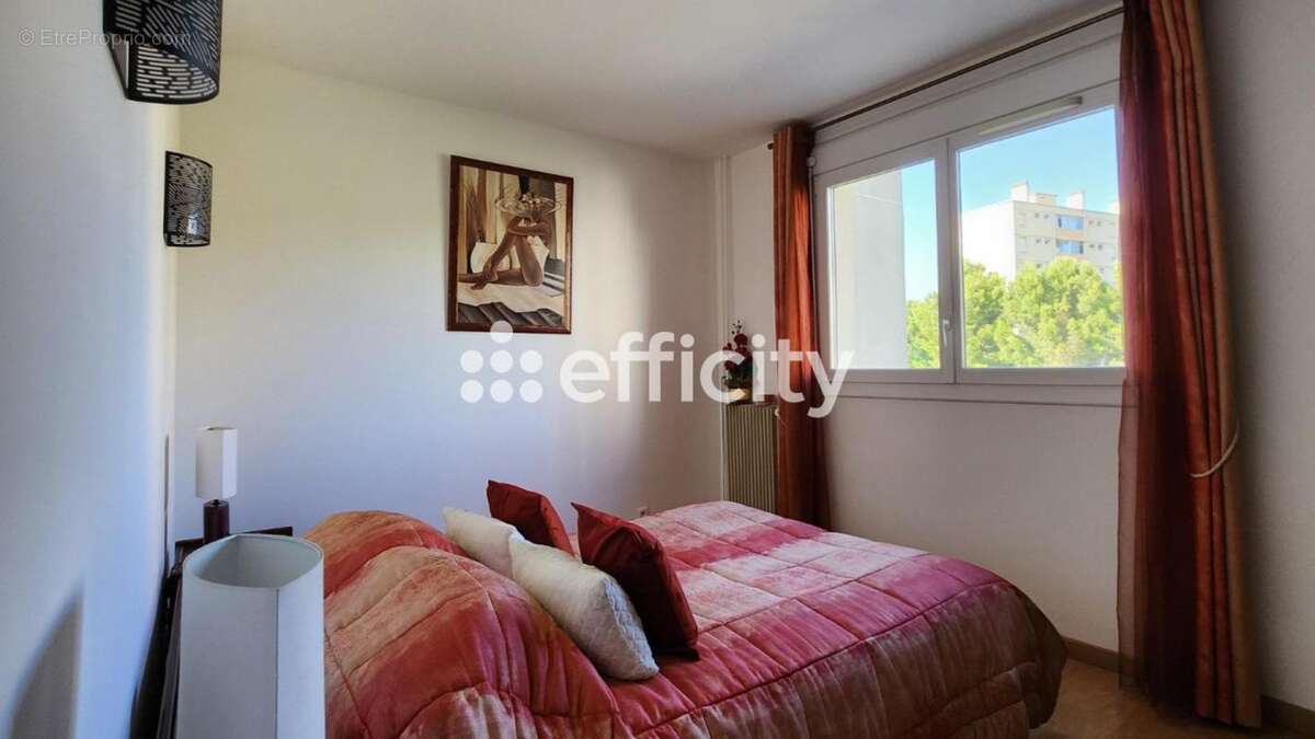 Appartement à MARSEILLE-11E