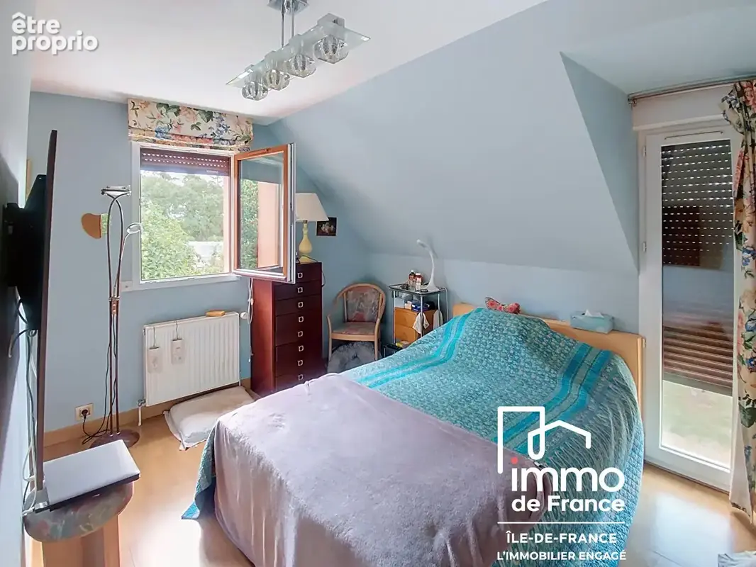 Propriété d'exception ! Maison rénovée, parc de 5 000 m² et piscine couverte - photo 4