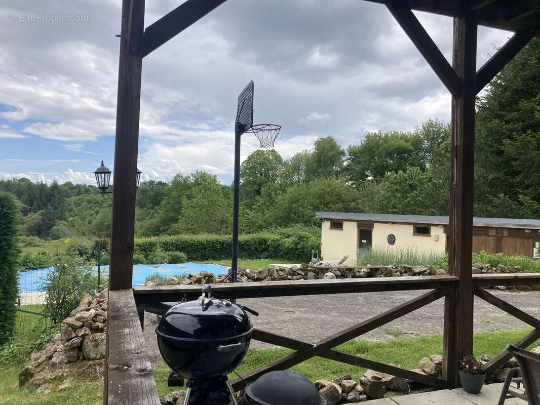 Maison à LADIGNAC-LE-LONG