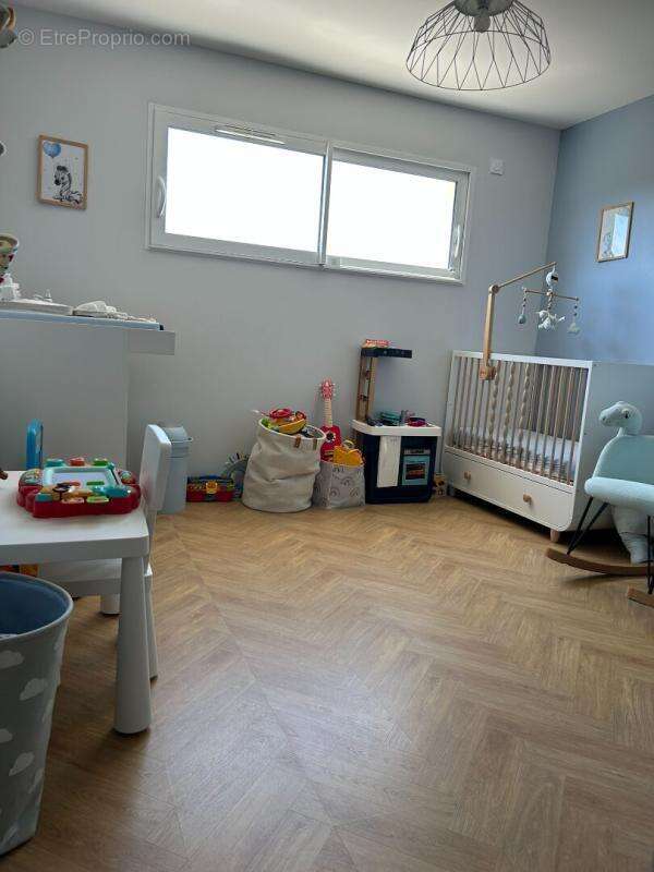 Maison à LES MARTRES-DE-VEYRE