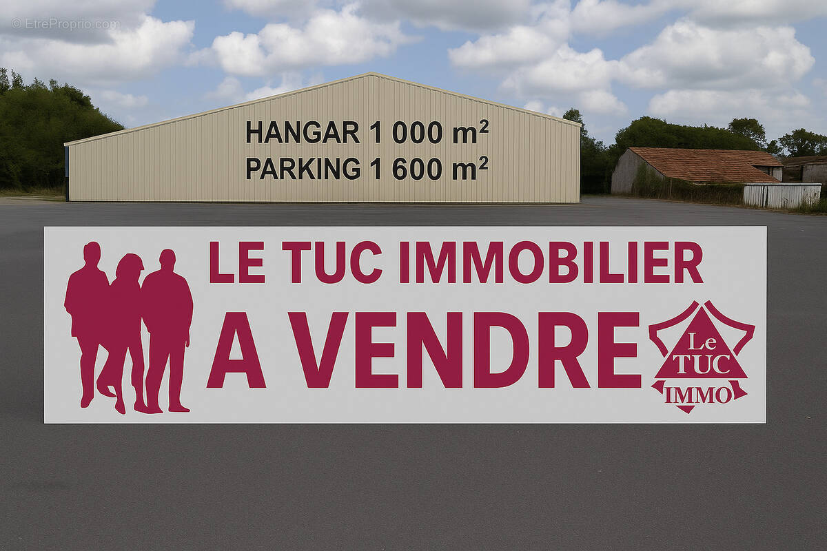 Parking à REIGNAC