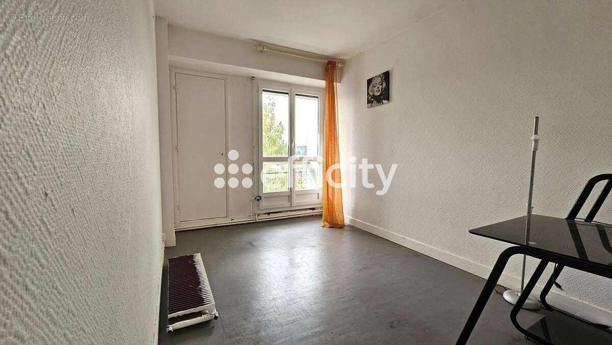 Appartement à VILLEBON-SUR-YVETTE