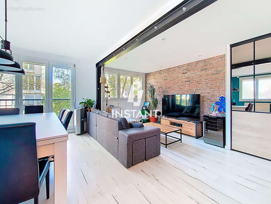 Appartement à VILLIERS-SUR-ORGE