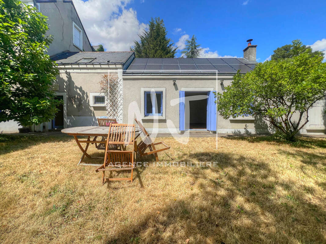 Maison à BOUCHEMAINE