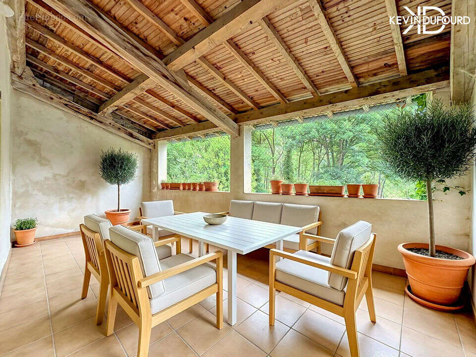 Maison de village de 70m² avec TERRASSE couverte à LA SOUCHE - photo 2