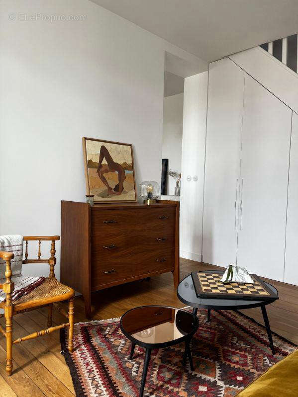 Appartement à CHARENTON-LE-PONT