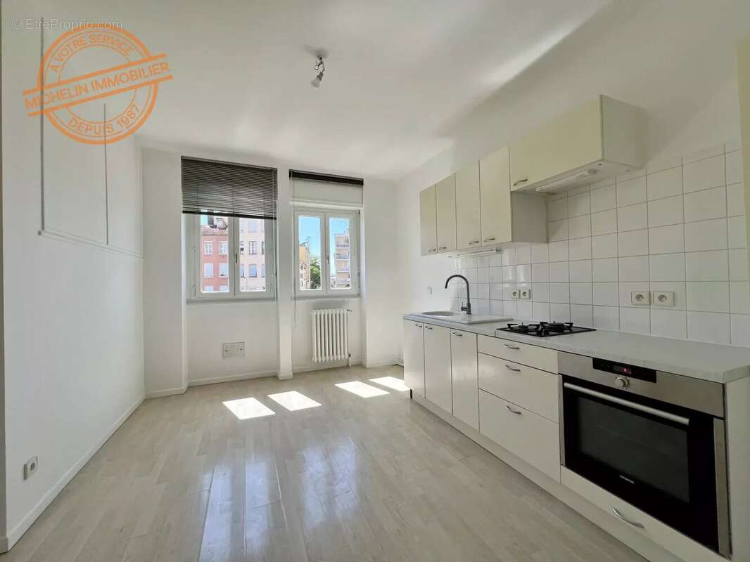 Appartement à LYON-4E