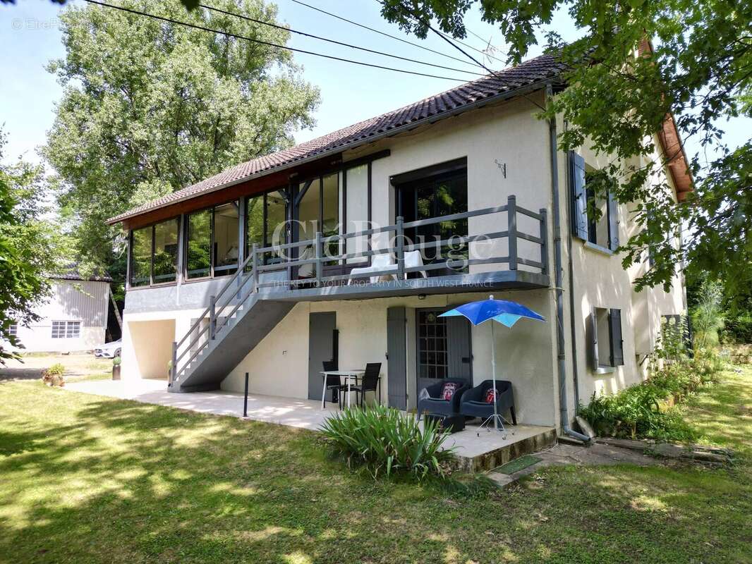 Maison à ISSIGEAC