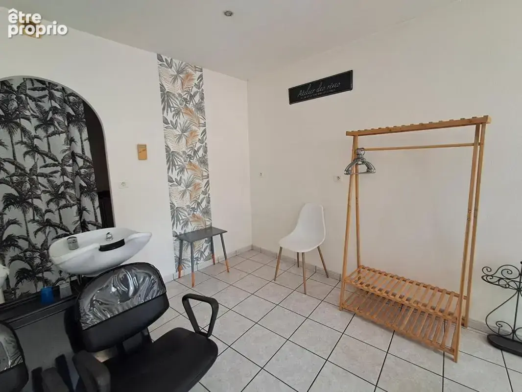 Ensemble immobilier avec commerce et habitation - photo 4