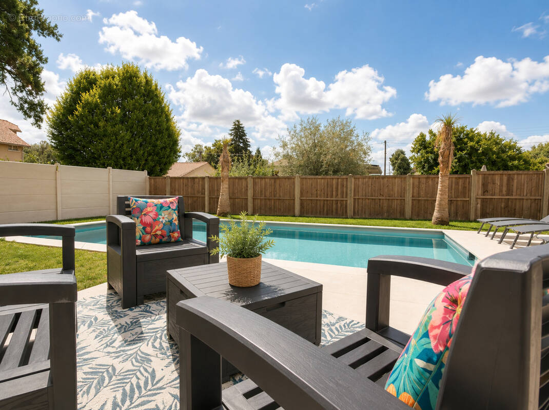 Maison 4 ch, piscine, double garage au coeur de bergerac ! - photo 2