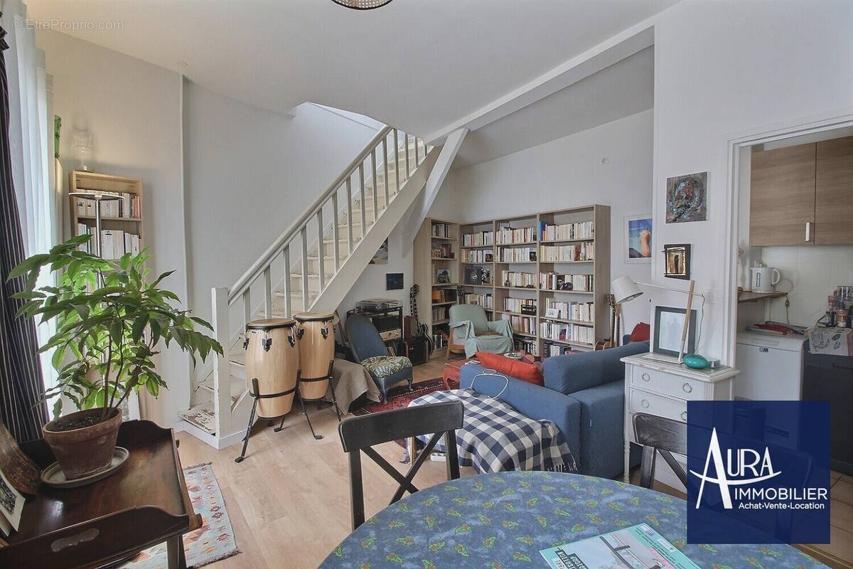 0_0002 - Maison à LES LILAS