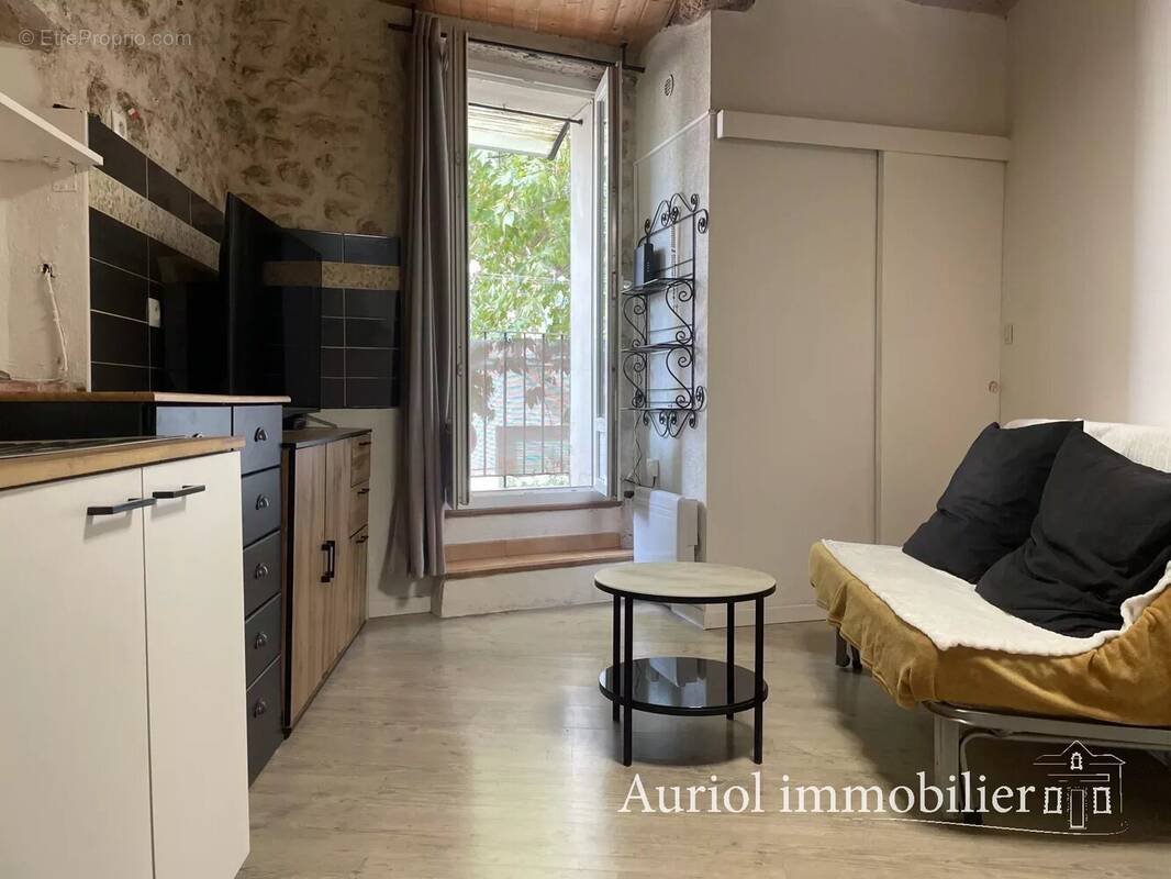 Appartement à AURIOL