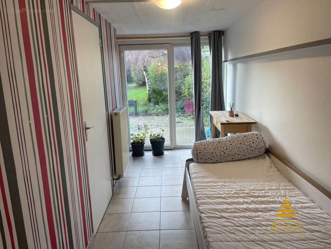 Maison à NEUVILLE-SAINT-REMY