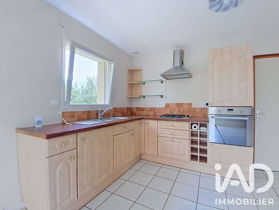Maison 94 m² à Irodouer  - photo 3
